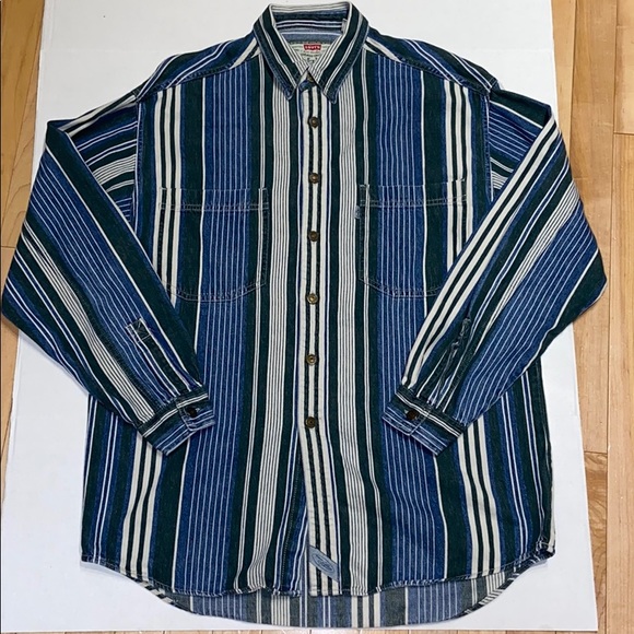 Early 90’s Vintage Levi’s Button Down - Picture 1 of 6